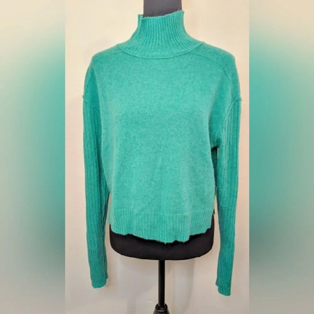 Free People Cashmere Preppy Academia Mermaid Fairy Cozy Coastal Sweater S